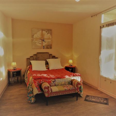 Chambres D'Hotes La Dorgisane Venterol  Exteriér fotografie