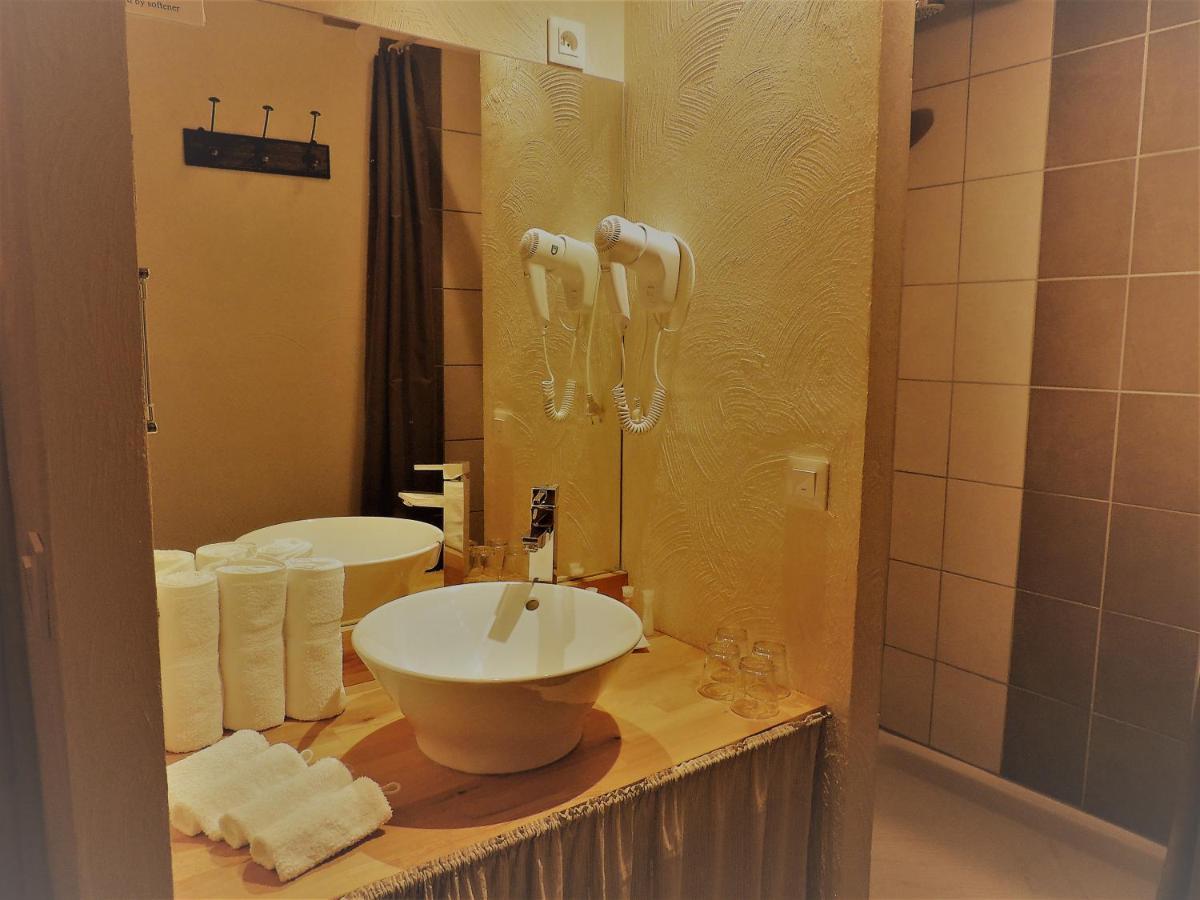 Chambres D'Hotes La Dorgisane Venterol  Exteriér fotografie