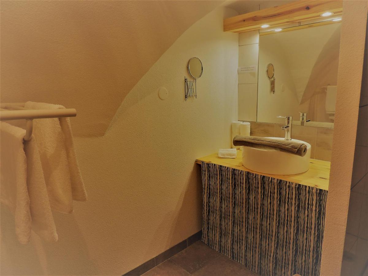 Chambres D'Hotes La Dorgisane Venterol  Exteriér fotografie